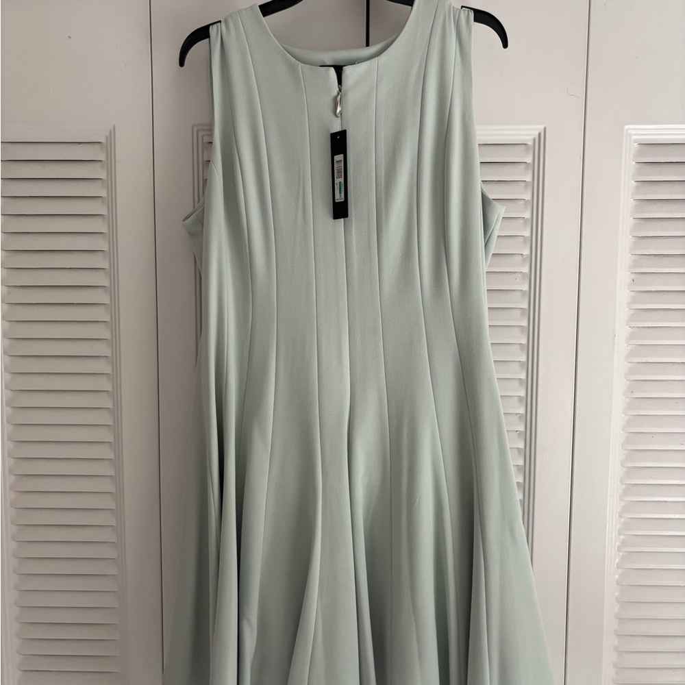 NWT Donna Karan Light Green Sleeveless Maxi Dress
